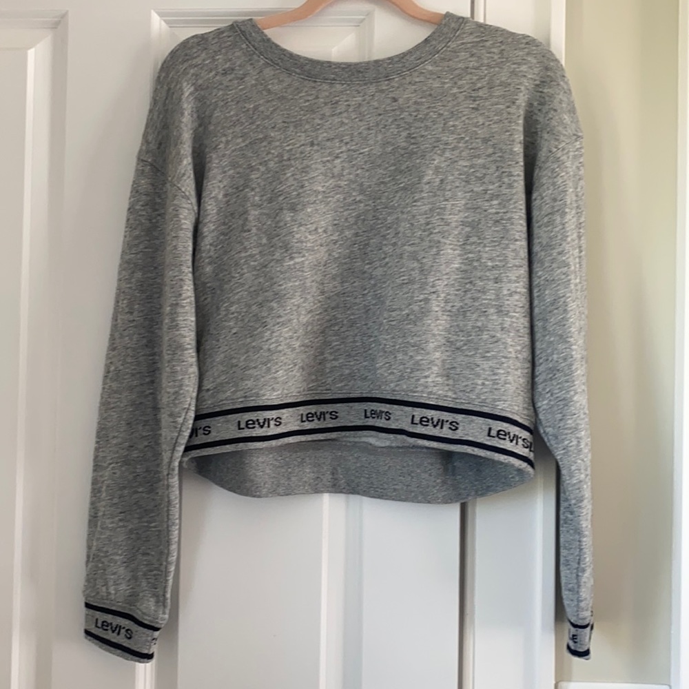 Levi’s crop crew neck